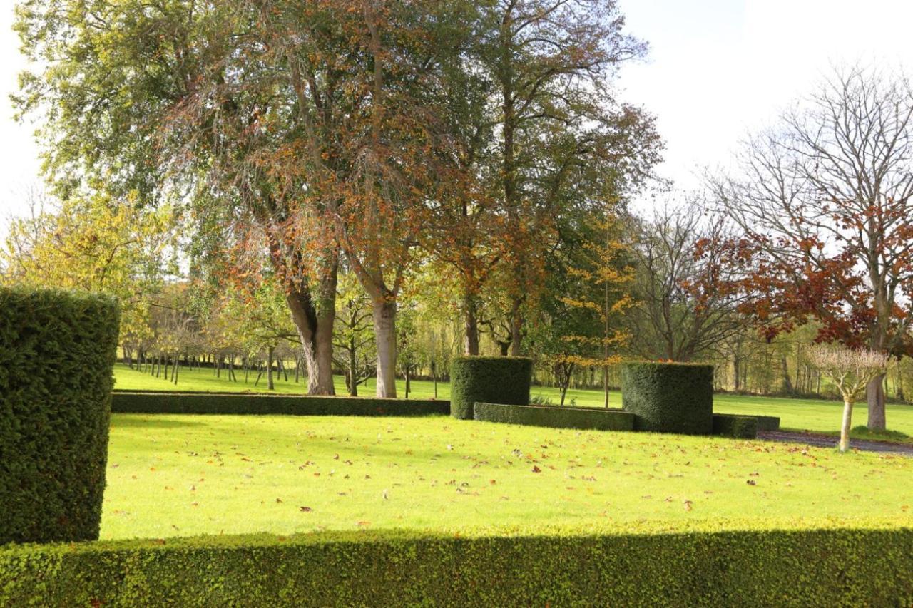 Chateau Du Bu Anctoville Esterno foto